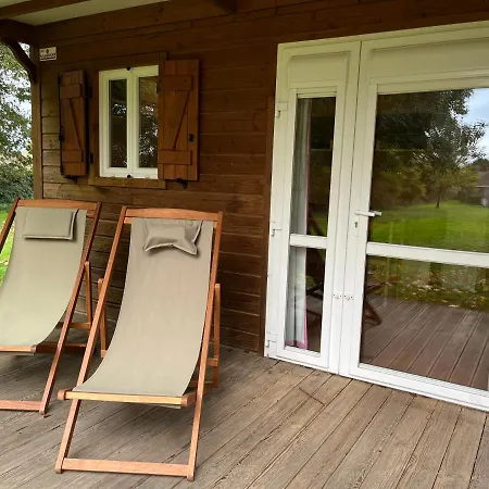 Κάμπινγκ Les Maisonnettes Du - Base De Loisirs Lavare