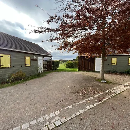 Les Maisonnettes Du - Base De Loisirs *