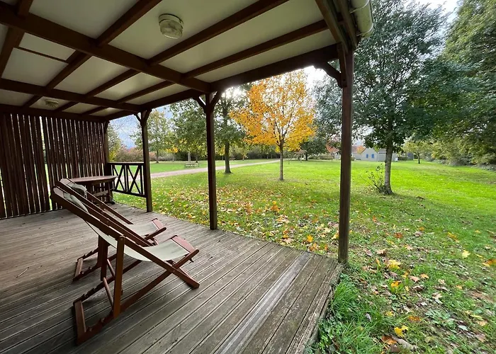 Les Maisonnettes Du - Base De Loisirs 营地