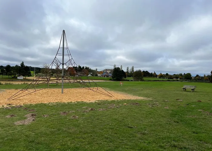 Les Maisonnettes Du - Base De Loisirs