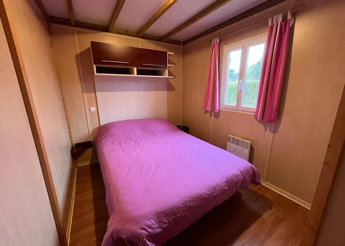 营地 Les Maisonnettes Du - Base De Loisirs Lavare