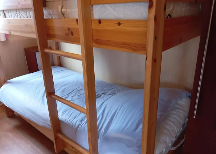 Kamp alanı Les Maisonnettes Du - Base De Loisirs