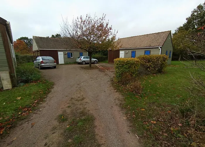 营地 Les Maisonnettes Du - Base De Loisirs Lavare