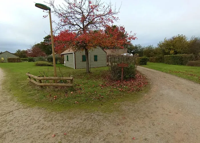 营地 Les Maisonnettes Du - Base De Loisirs *